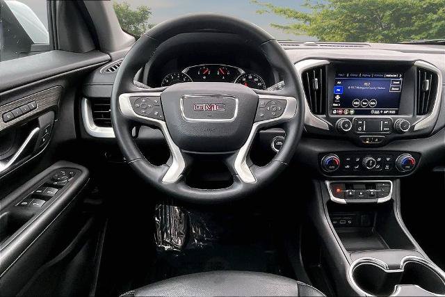 Used 2024 GMC Terrain SLT AWD/4WD image 5