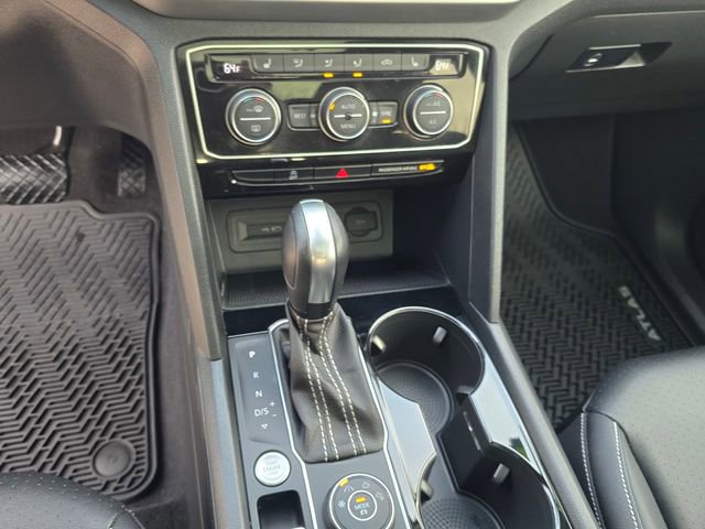 Used 2023 Volkswagen Atlas SEL AWD/4WD image 38