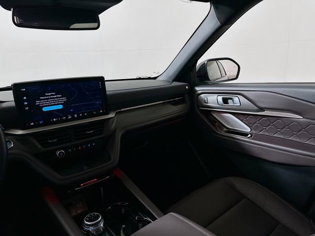 Used 2025 Ford Explorer Platinum w/ LUX Leather Package image 26