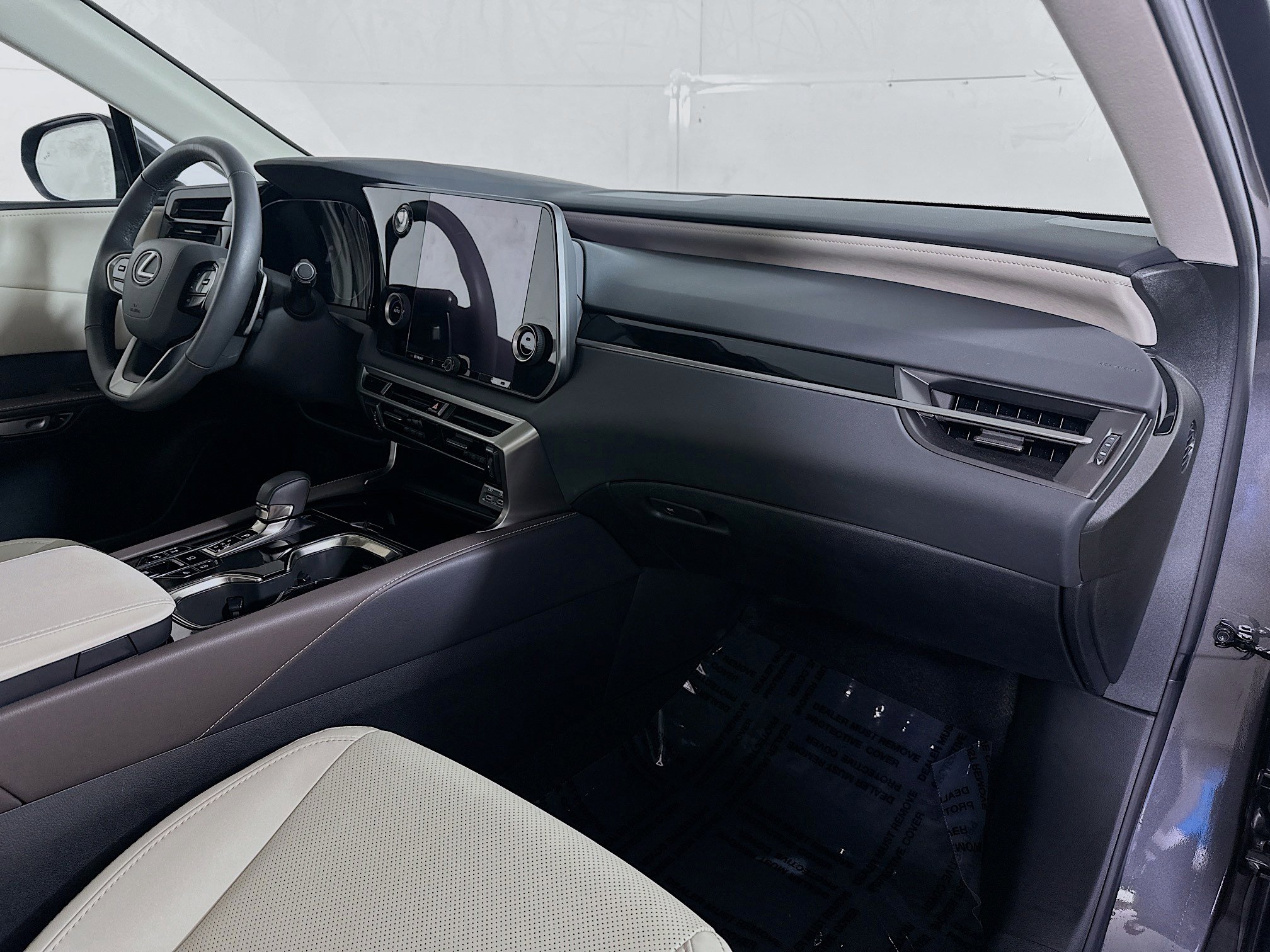 Used 2024 Lexus RX 350 AWD w/ Technology Package image 28