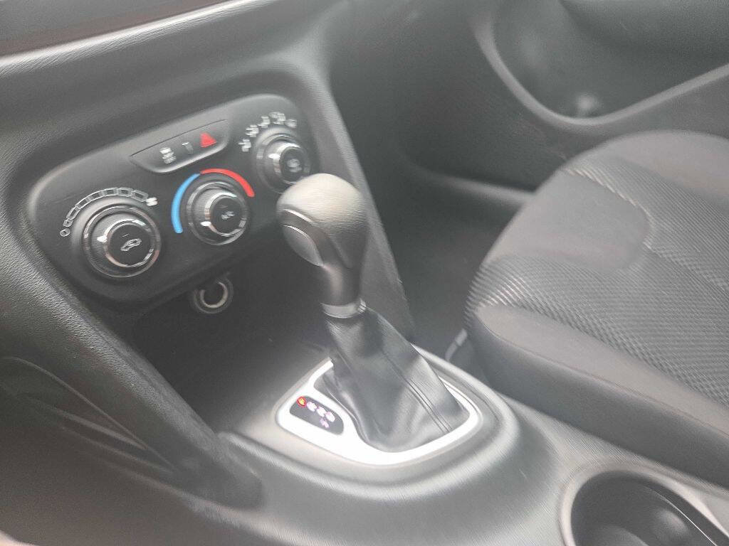 Used 2015 Dodge Dart SE w/ Convenience Group image 26