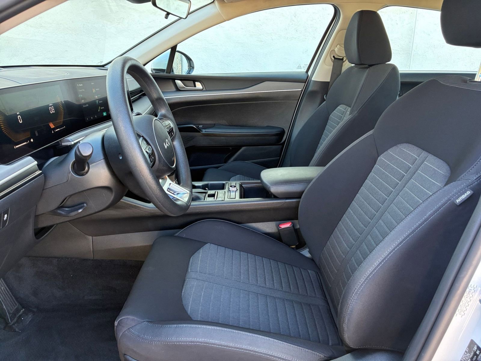 Used 2025 Kia K5 LXS image 25