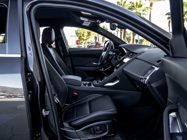 New 2024 Jaguar E-PACE R-Dynamic SE AWD/4WD image 26