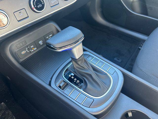 New 2026 Hyundai Kona SE AWD/4WD image 14