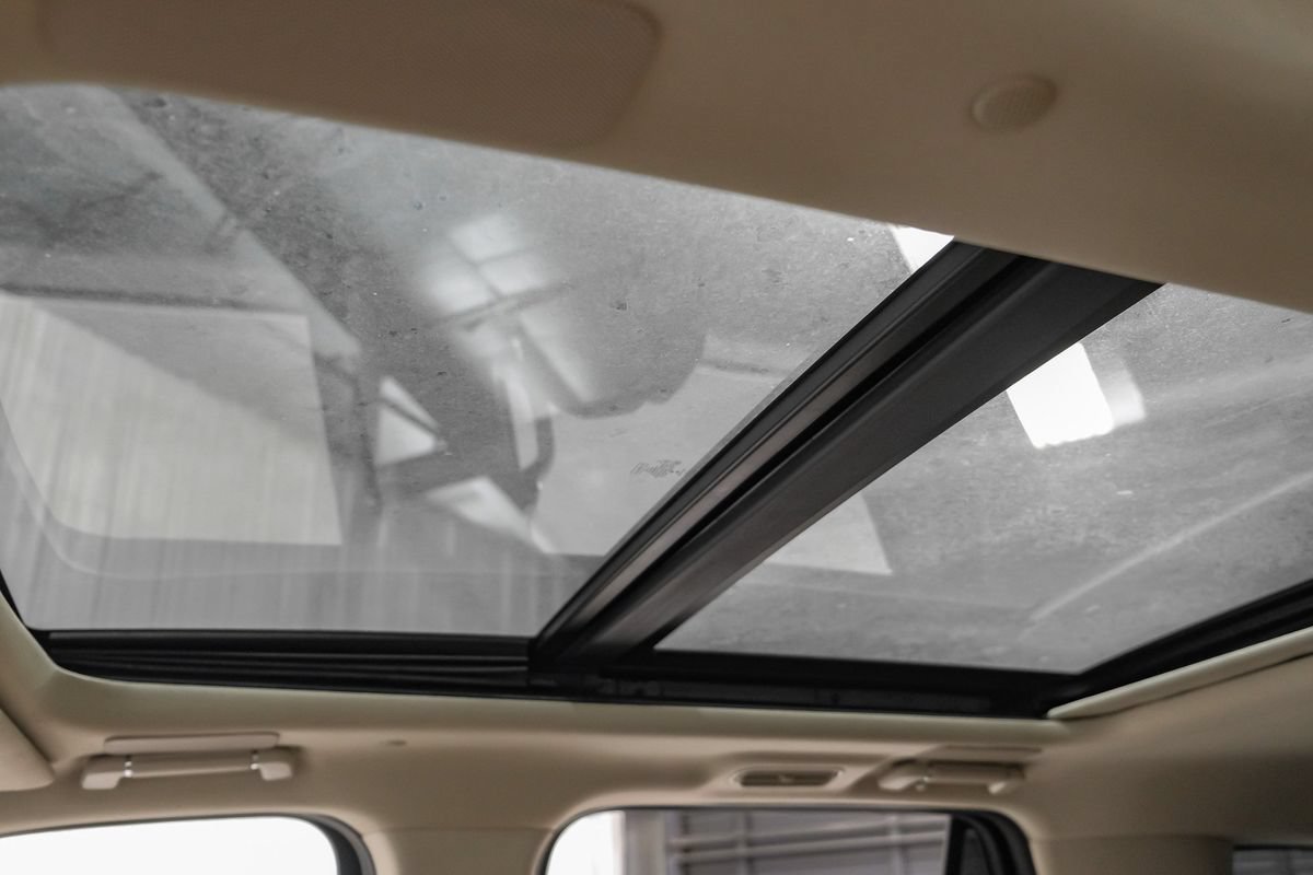 Used 2022 Lincoln Navigator L Reserve AWD/4WD image 23