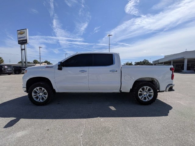 Used 2023 Chevrolet Silverado 1500 LTZ w/ Z71 Off-Road Package AWD/4WD image 6