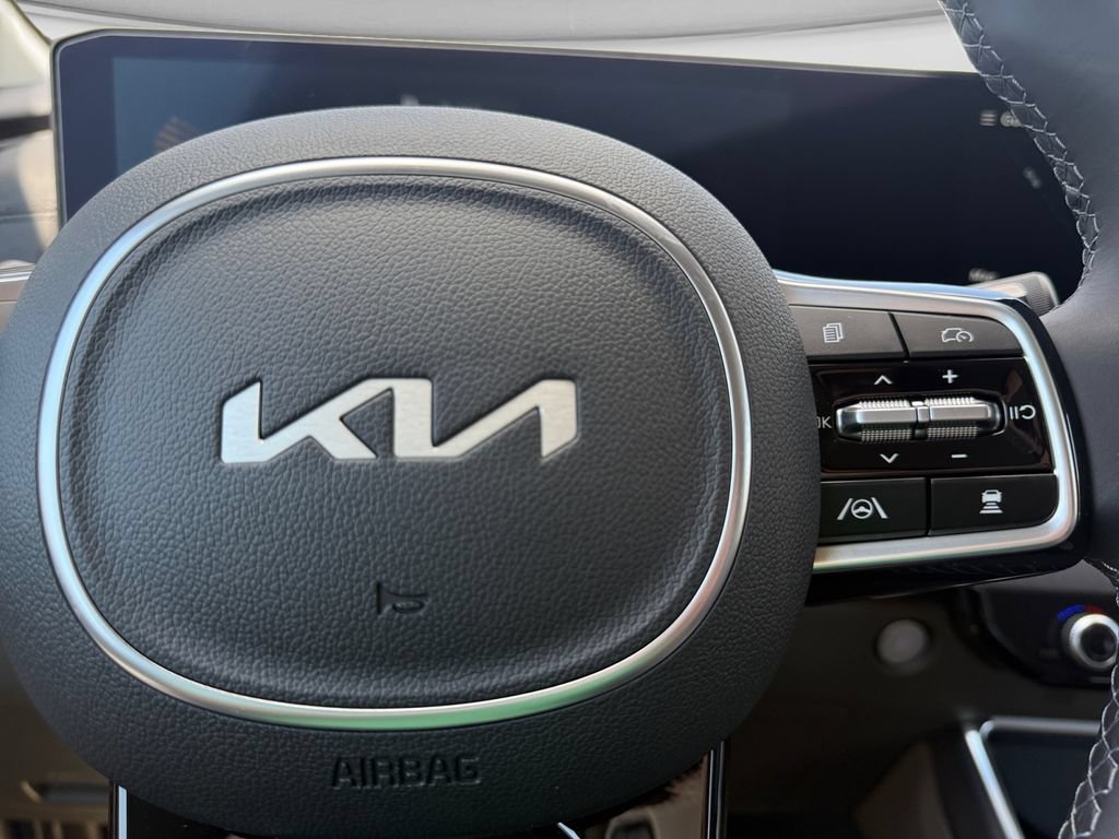 New 2026 Kia Carnival EX FWD image 26