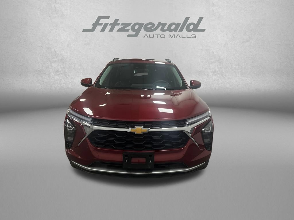 Used 2024 Chevrolet Trax LT FWD image 10