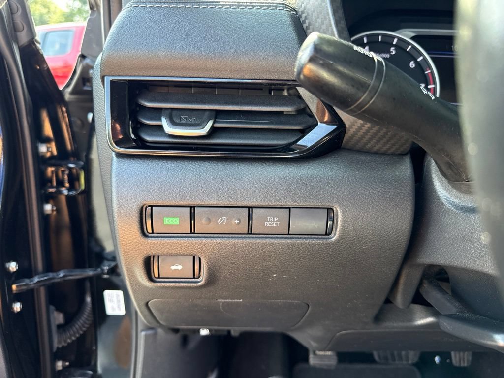 Used 2022 Nissan Sentra SV FWD image 9
