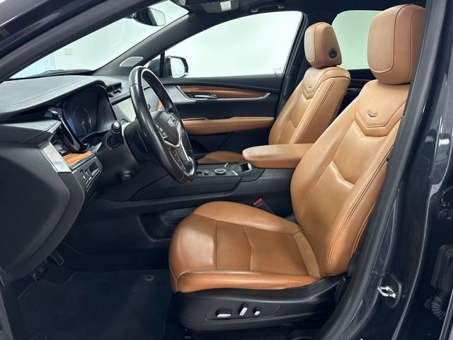 Used 2022 Cadillac XT5 Premium Luxury image 9