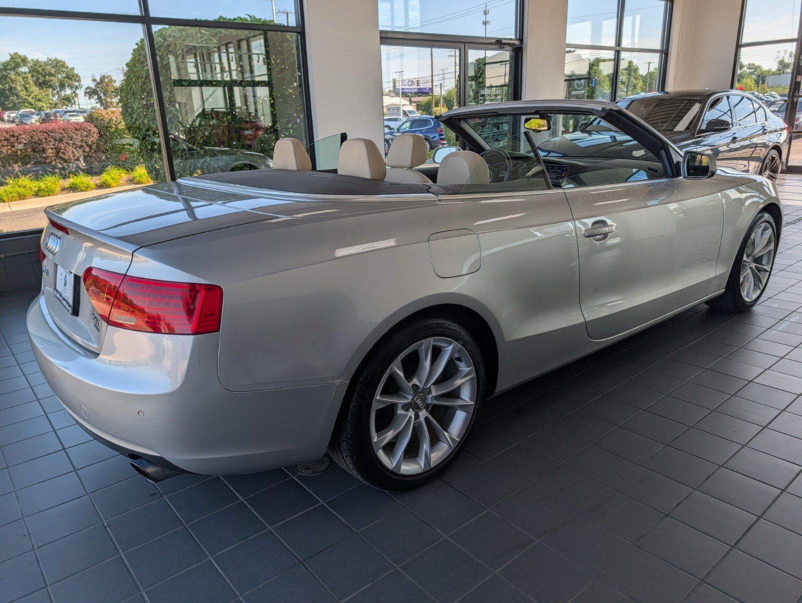 Used 2014 Audi A5 2.0T Premium Plus w/ Premium Plus Package AWD/4WD image 2