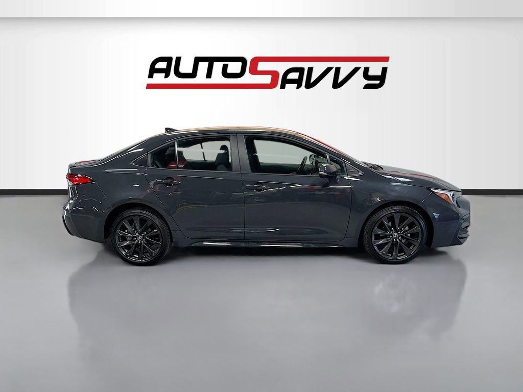 Used 2025 Toyota Corolla SE image 8