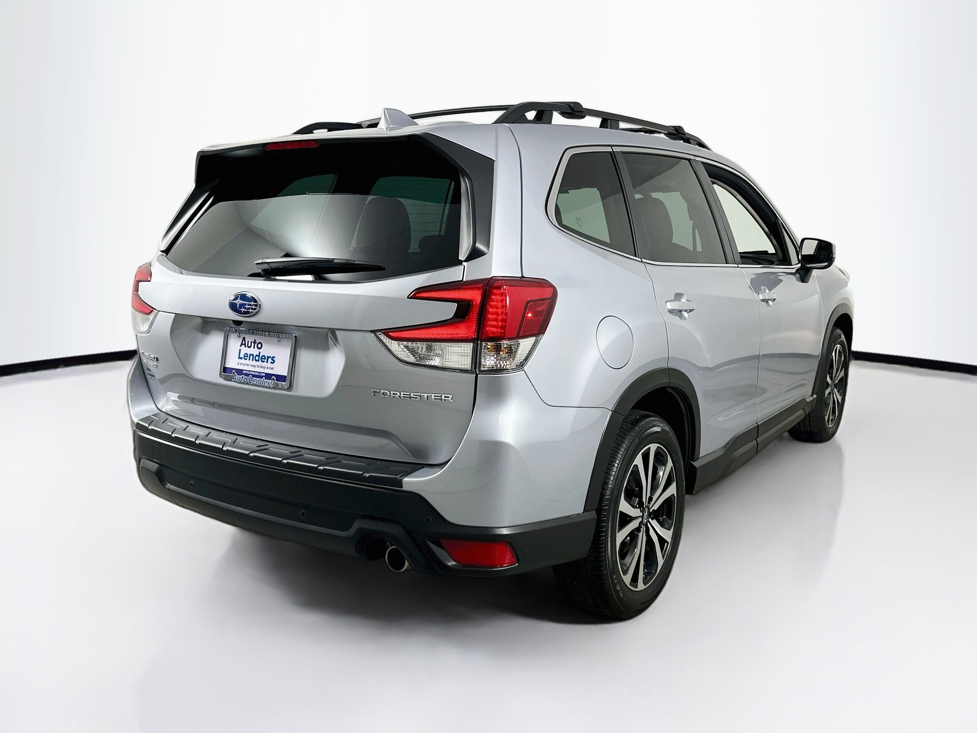 Used 2023 Subaru Forester Limited w/ Popular Package #2 AWD/4WD image 5