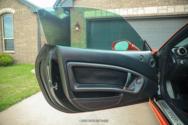 Used 2012 Ferrari California RWD image 32