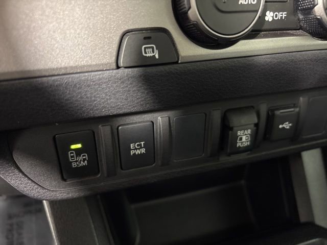 Used 2022 Toyota Tacoma SR5 w/ Technology Package RWD image 24