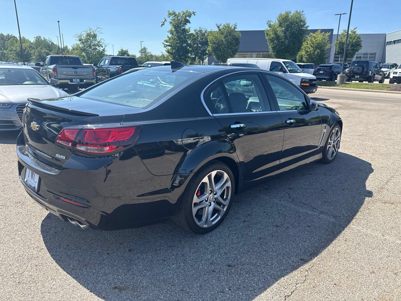 Used 2017 Chevrolet SS RWD image 5