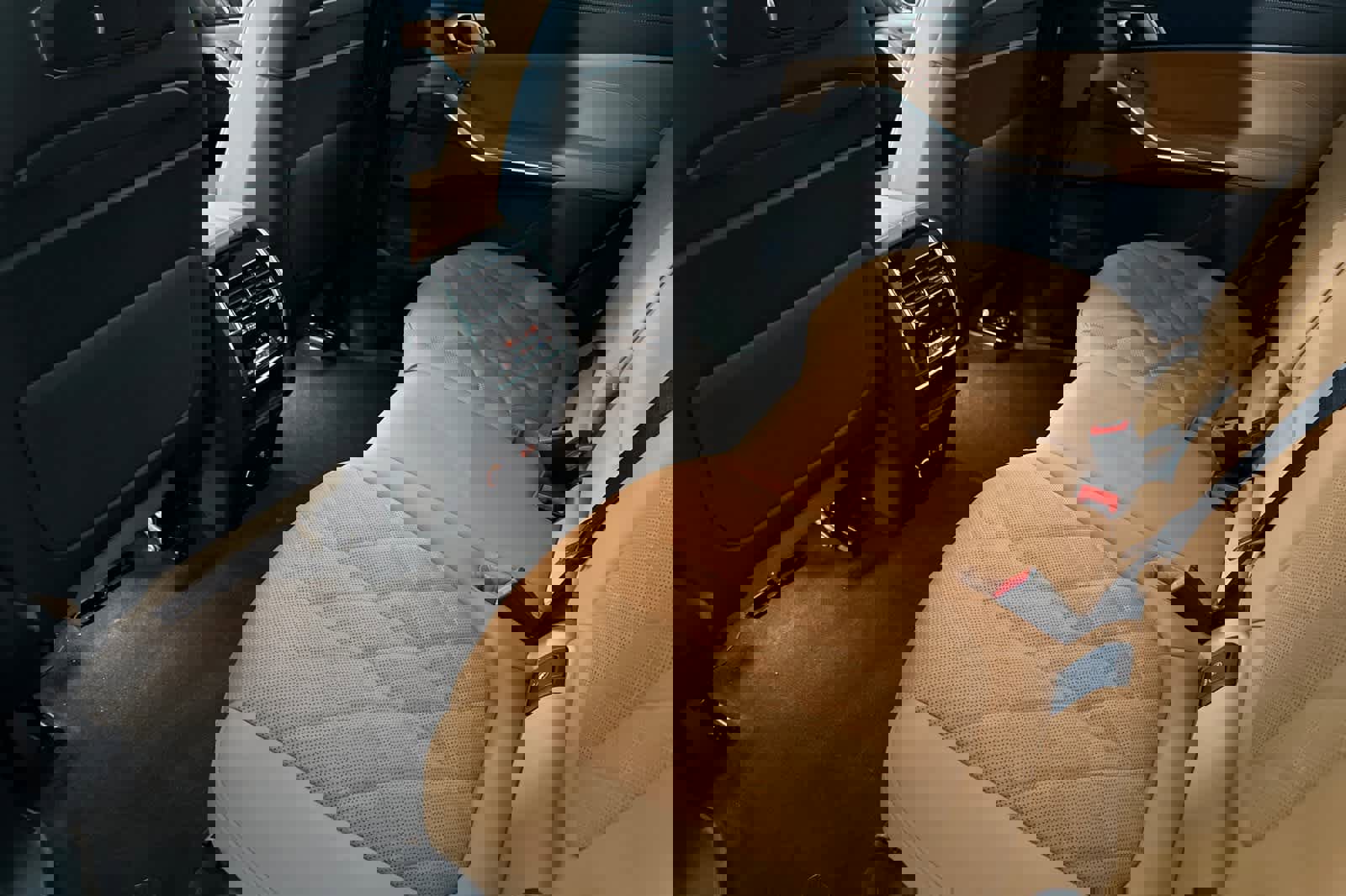 New 2026 BMW X7 xDrive40i w/ M Sport Package image 4