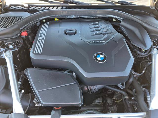 Used 2021 BMW 530i w/ M Sport Package RWD image 24