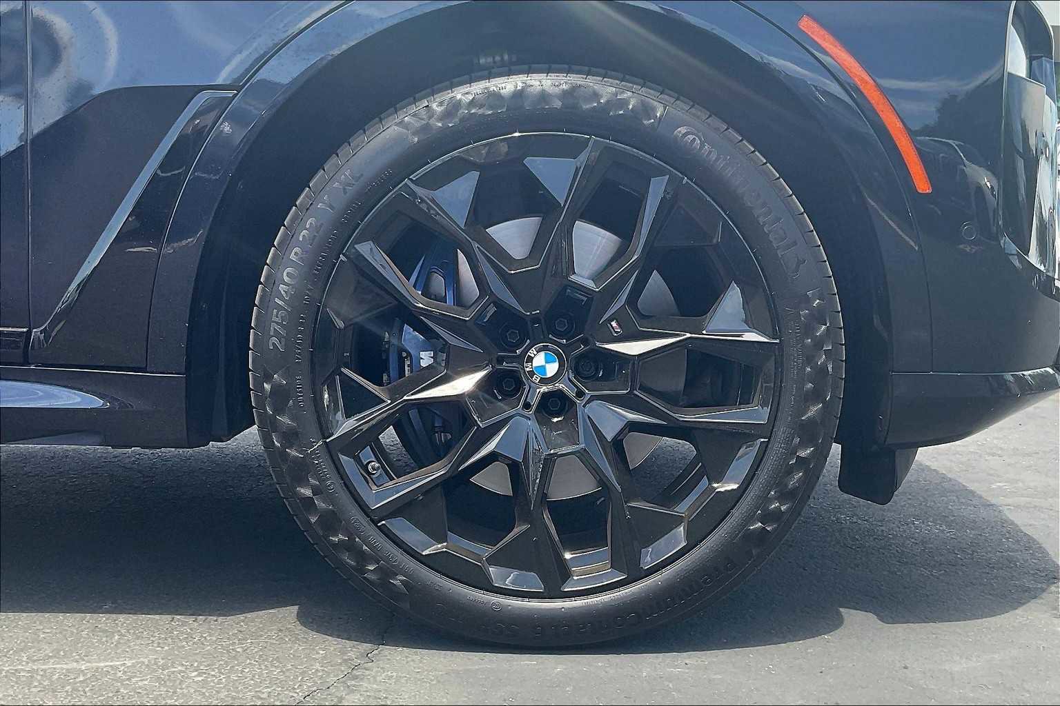 Used 2025 BMW X7 M60i image 12