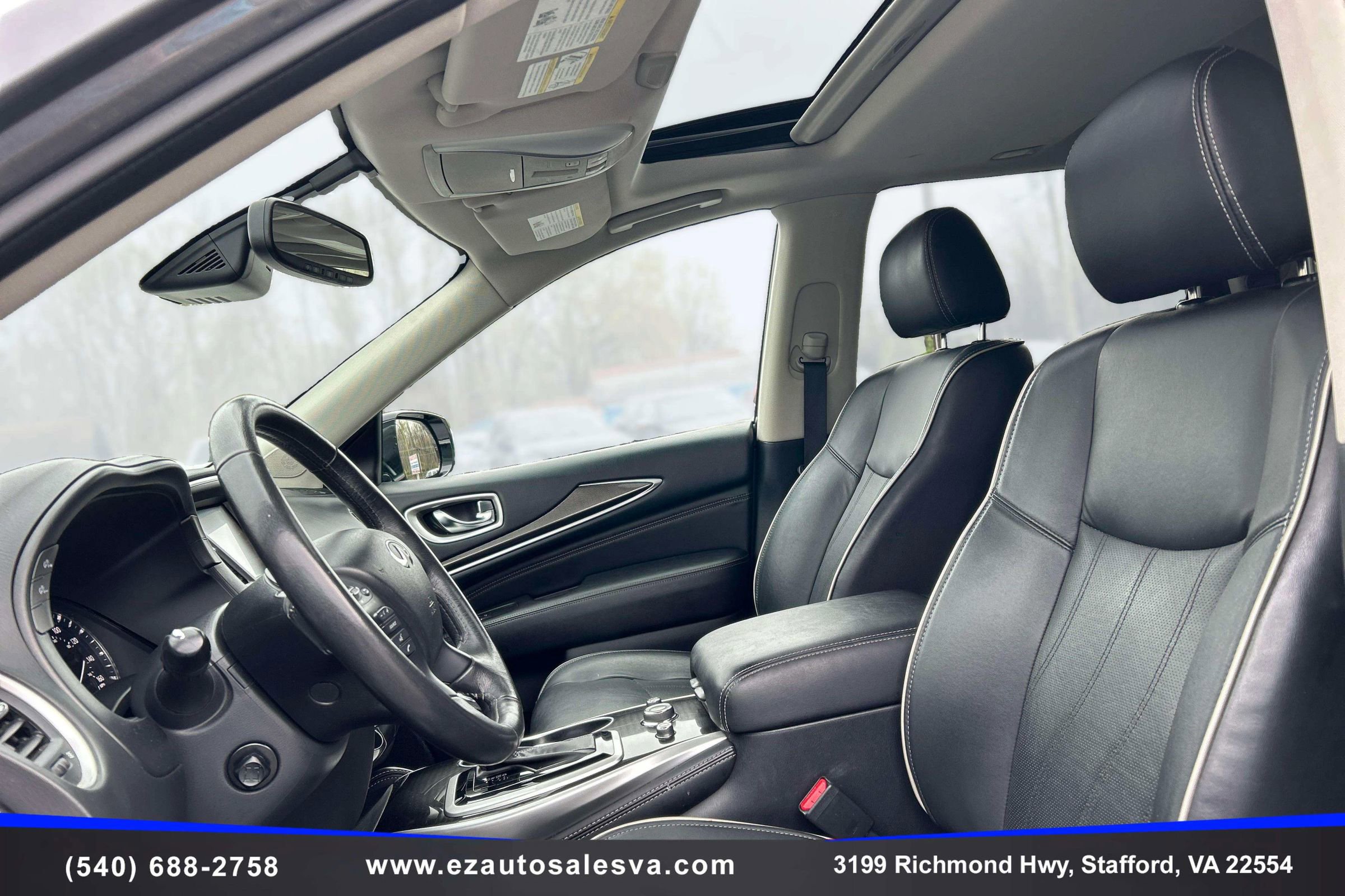 Used 2019 INFINITI QX60 Luxe w/ Essential Package image 14