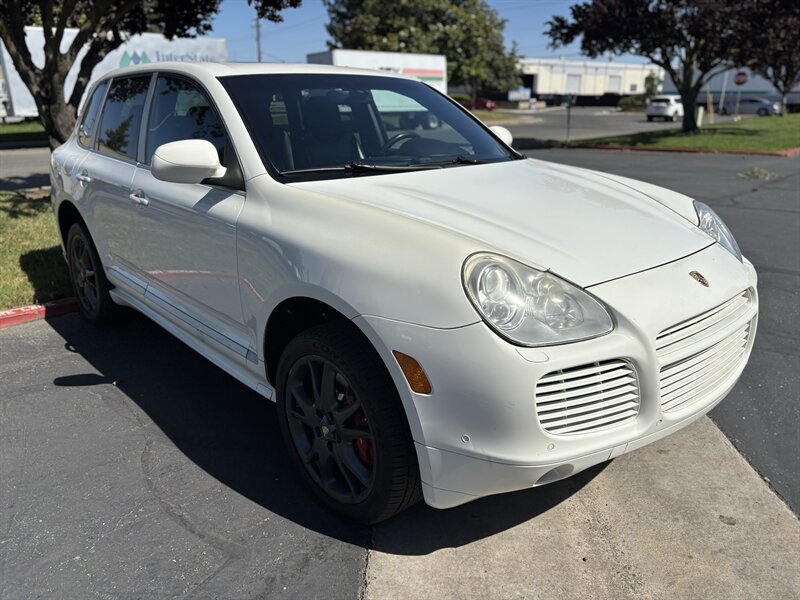 Used 2006 Porsche Cayenne Turbo S AWD/4WD image 3