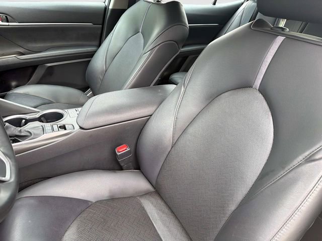 Used 2024 Toyota Camry XLE FWD image 23
