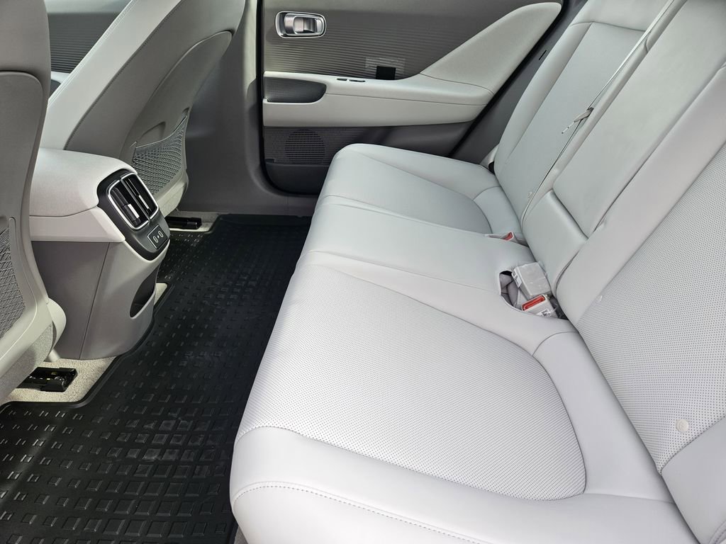 New 2025 Hyundai Ioniq 6 SEL image 28