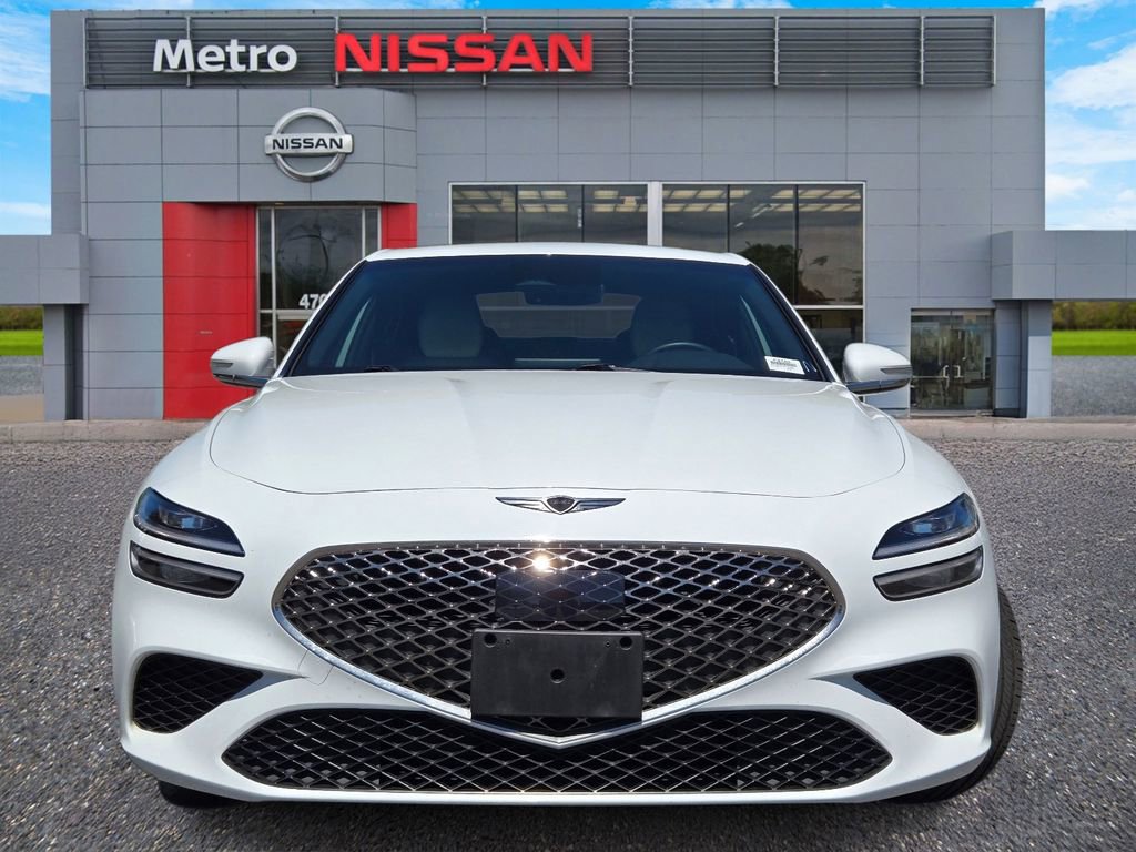 Used 2025 Genesis G70 2.5T AWD/4WD image 2