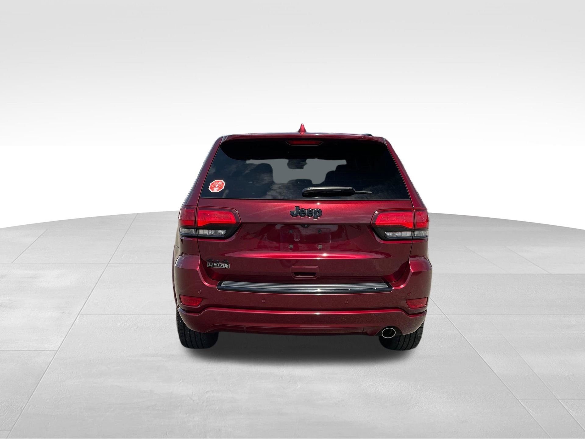 Used 2018 Jeep Grand Cherokee Altitude image 7