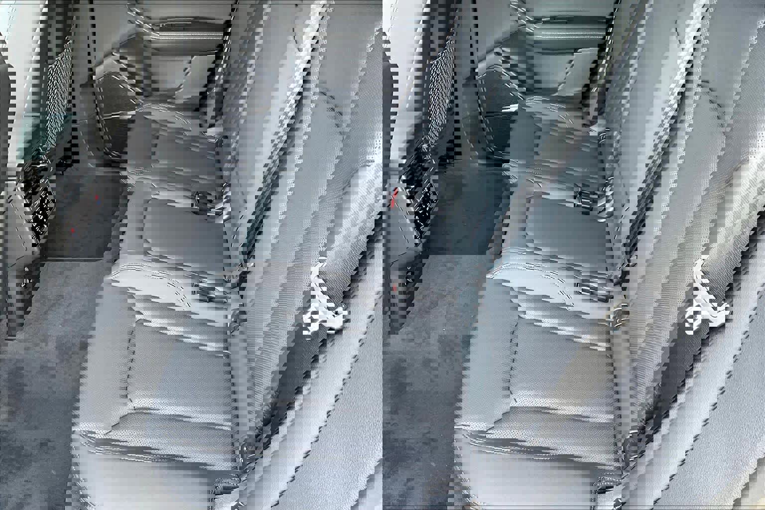 New 2026 Audi Q8 Premium Plus image 17