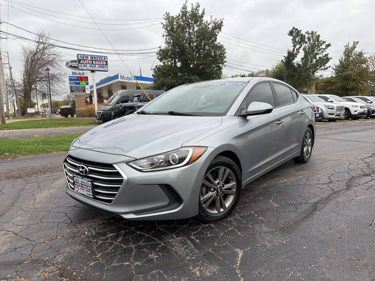 Used 2017 Hyundai Elantra SE