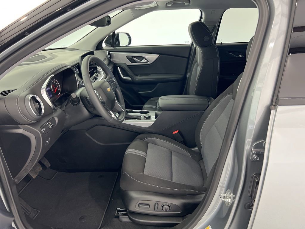 New 2026 Chevrolet Blazer LT w/ Convenience Package image 17