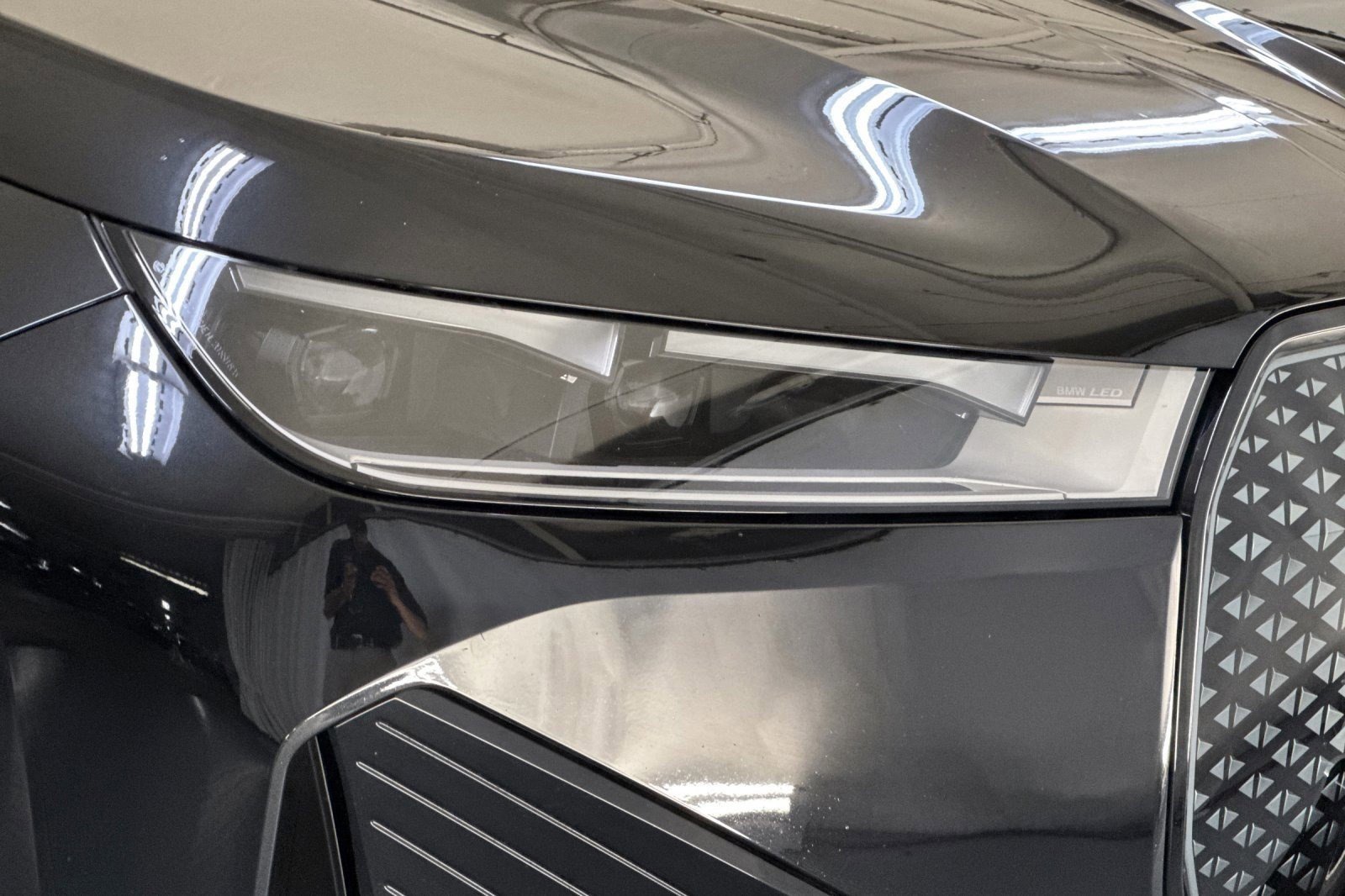 Certified 2024 BMW iX xDrive50 w/ Sport Package image 11