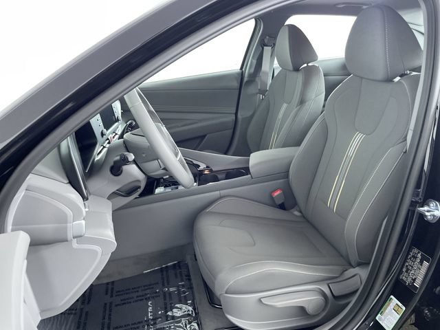 New 2026 Hyundai Elantra SEL Sport Premium FWD image 18
