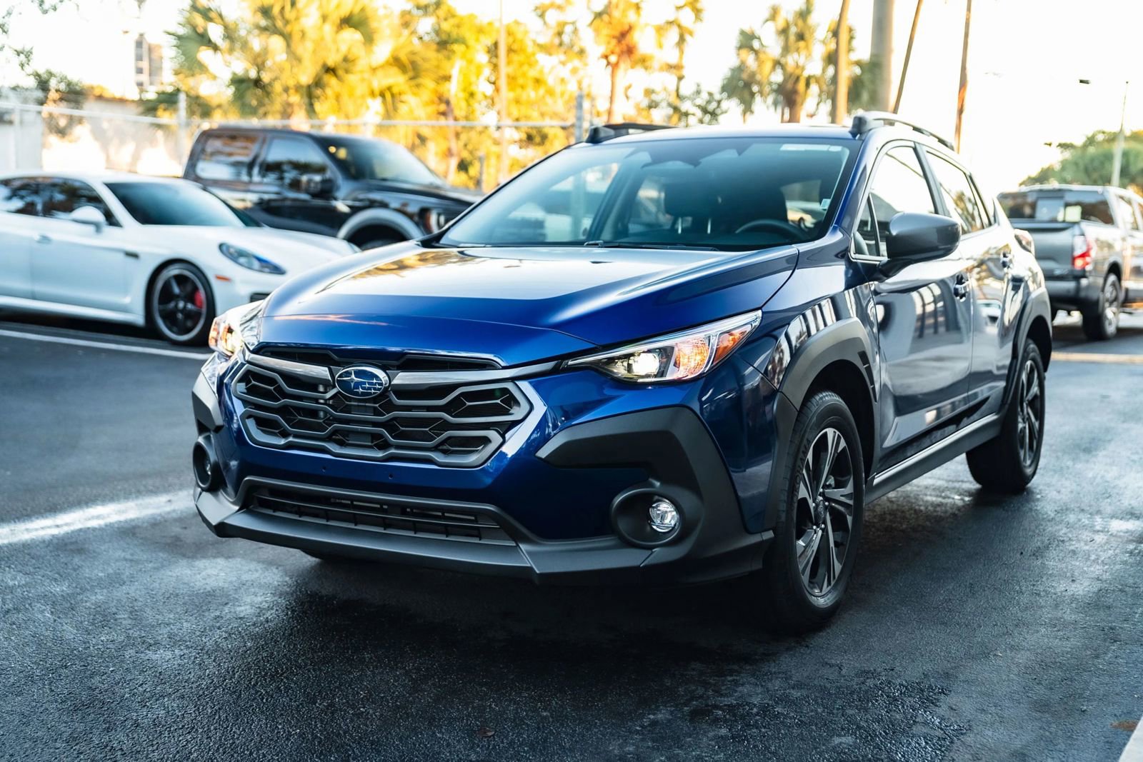 Used 2025 Subaru Crosstrek 2.0i Premium image 4