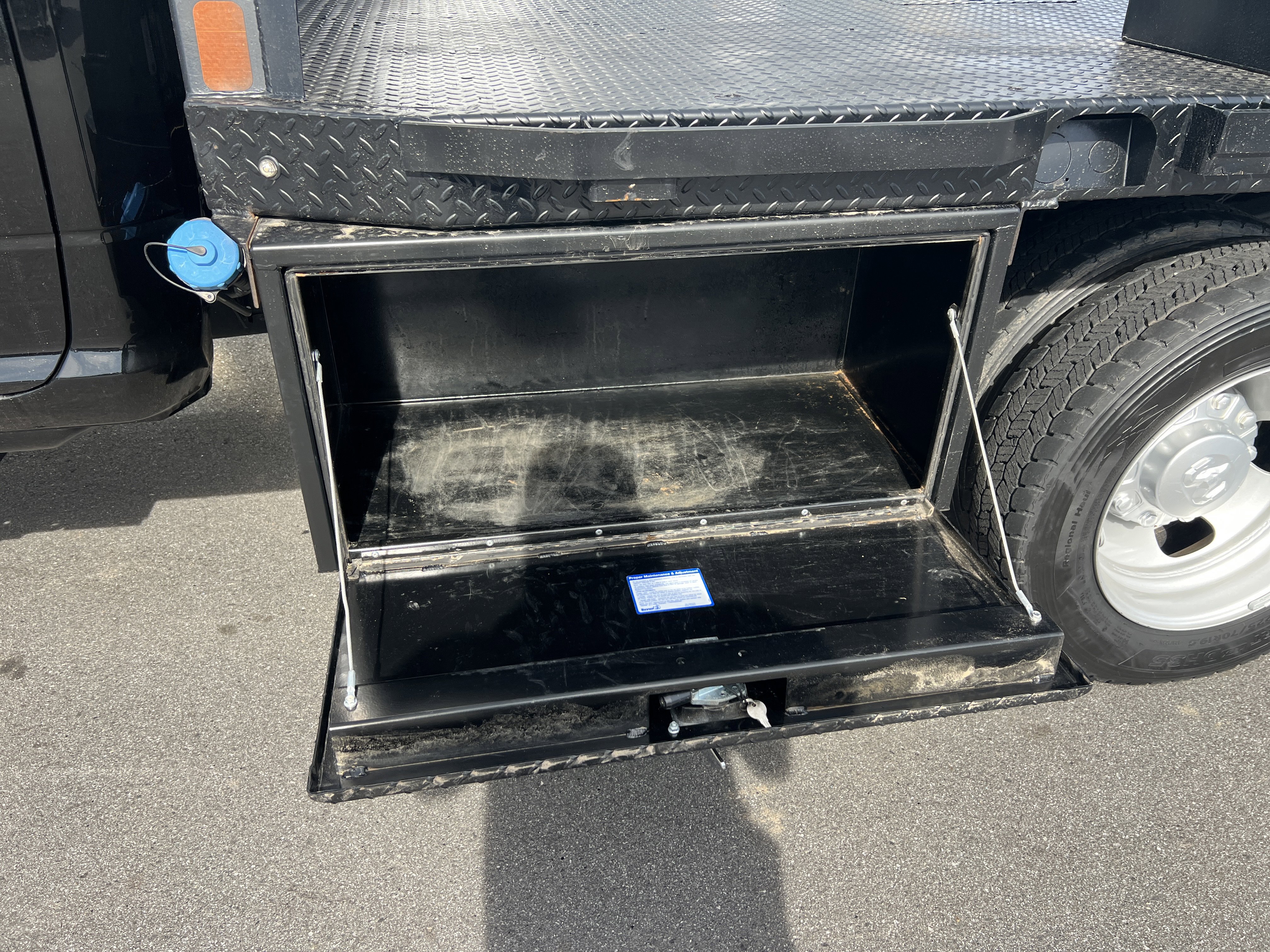 Used 2024 RAM 4500 SLT w/ Quick Order Package 2YG SLT image 6