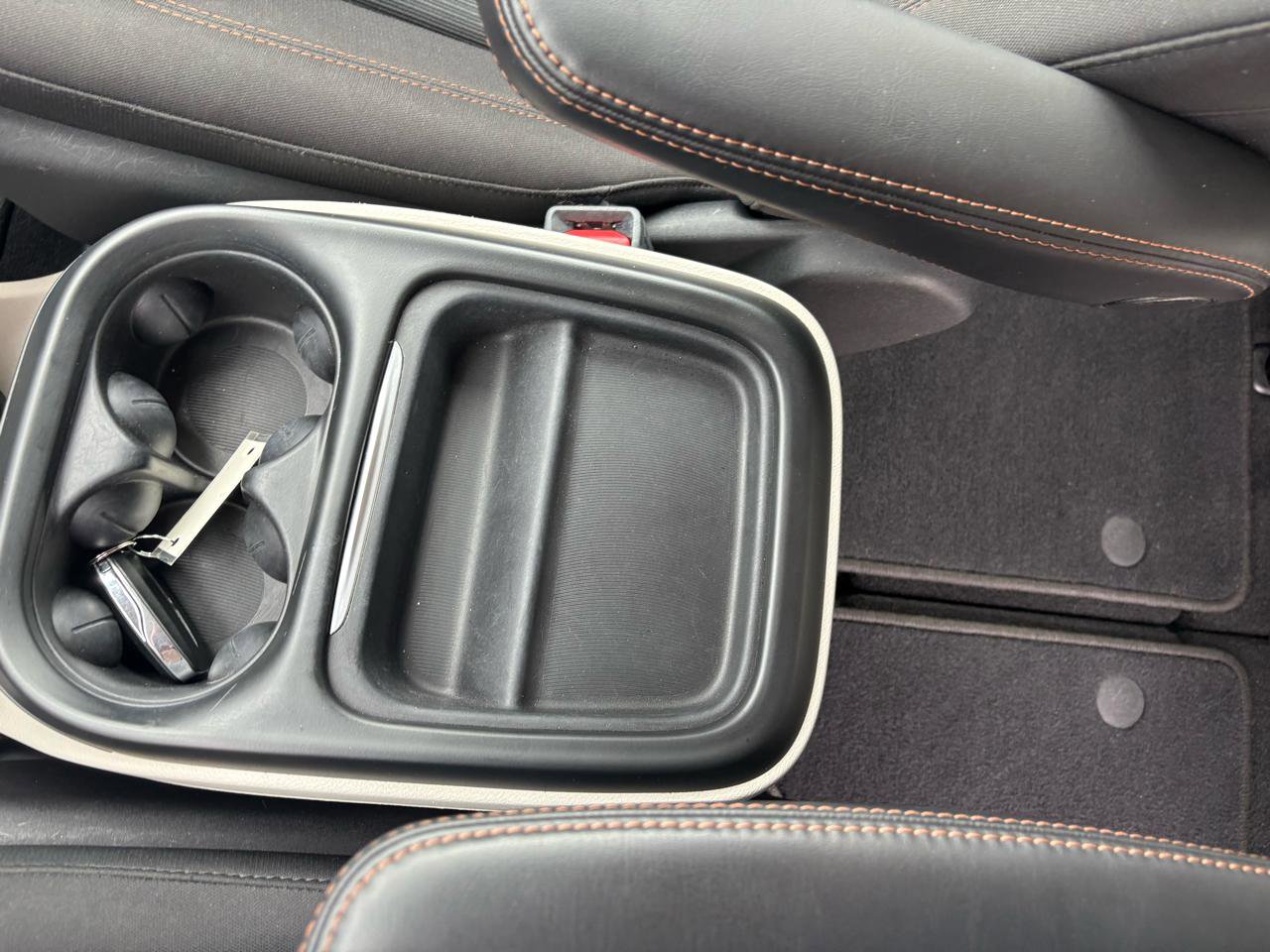 Used 2020 Chrysler Pacifica Touring w/ Advanced Safetytec Group FWD image 22