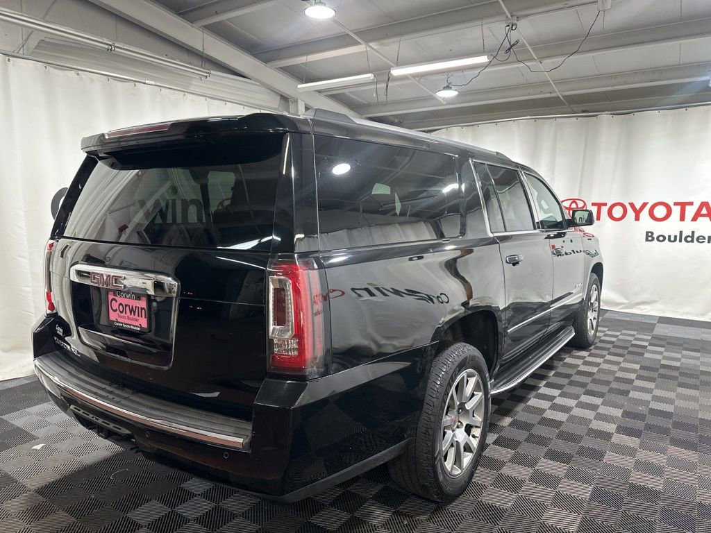 Used 2020 GMC Yukon XL Denali image 6
