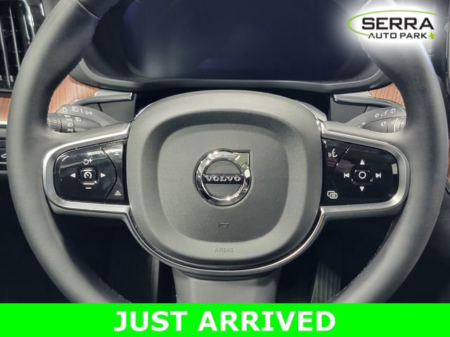 Used 2024 Volvo XC60 B5 Ultimate AWD/4WD image 25