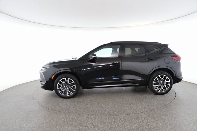 Used 2025 Chevrolet Blazer RS image 6
