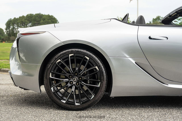 Used 2022 Lexus LC 500 Convert w/ Accessory Package RWD image 10