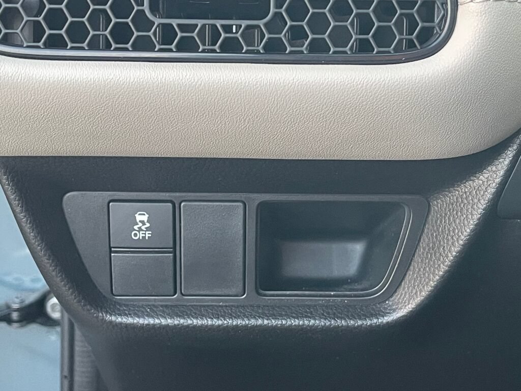 Used 2024 Honda HR-V LX image 19