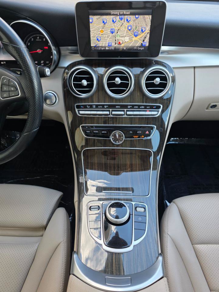 Used 2017 Mercedes-Benz C 300 4MATIC Sedan image 18