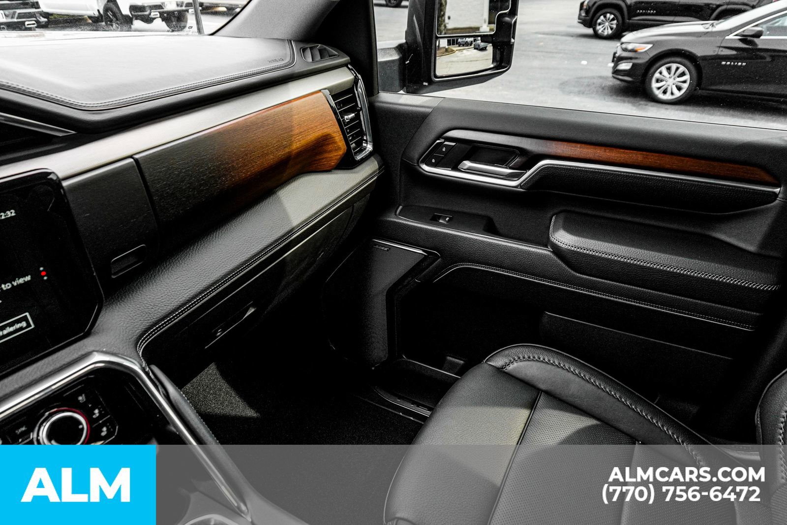 Used 2024 GMC Sierra 2500 Denali w/ Denali Reserve Package image 40