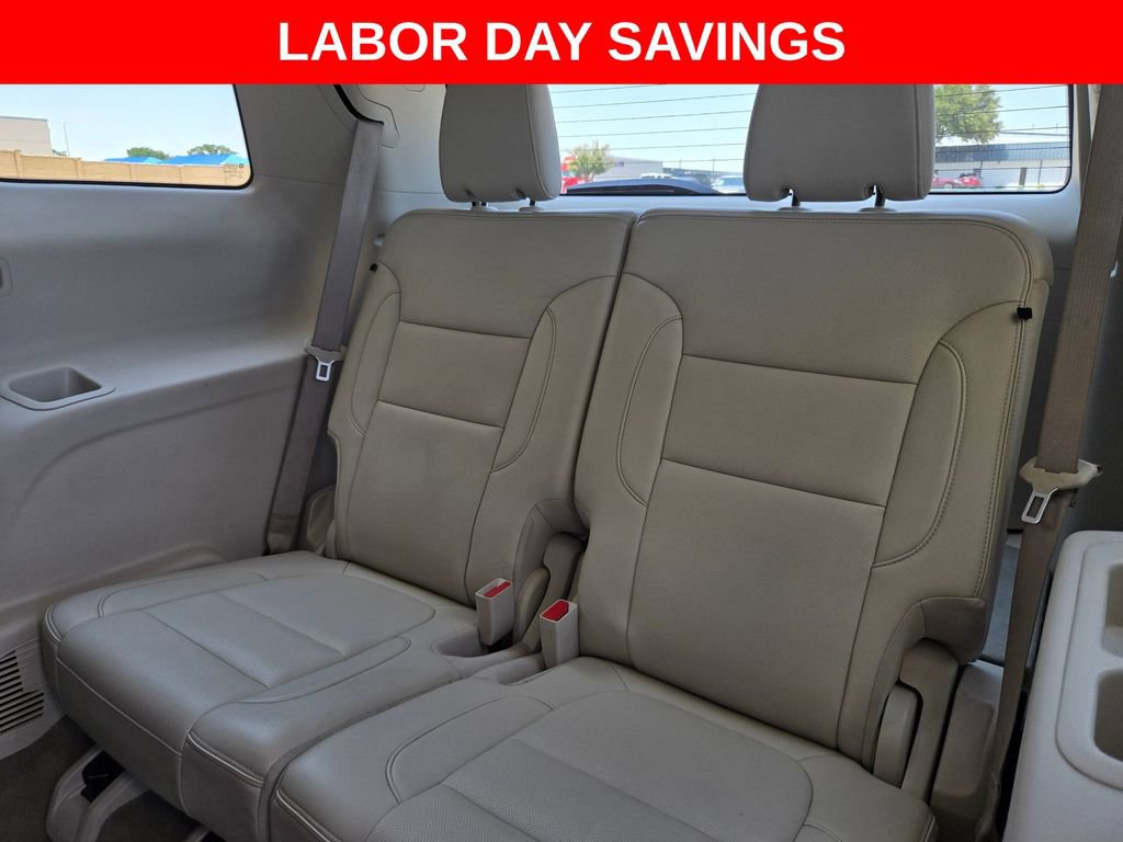 Used 2023 GMC Acadia Denali FWD image 16