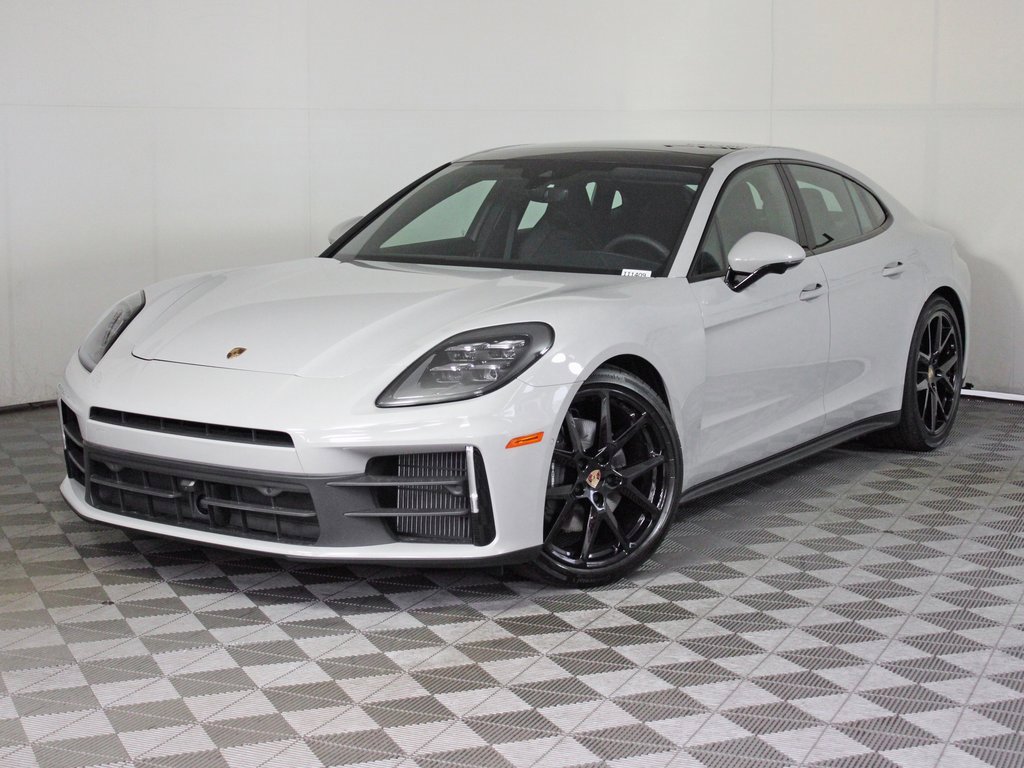 Used 2025 Porsche Panamera 4 image 1