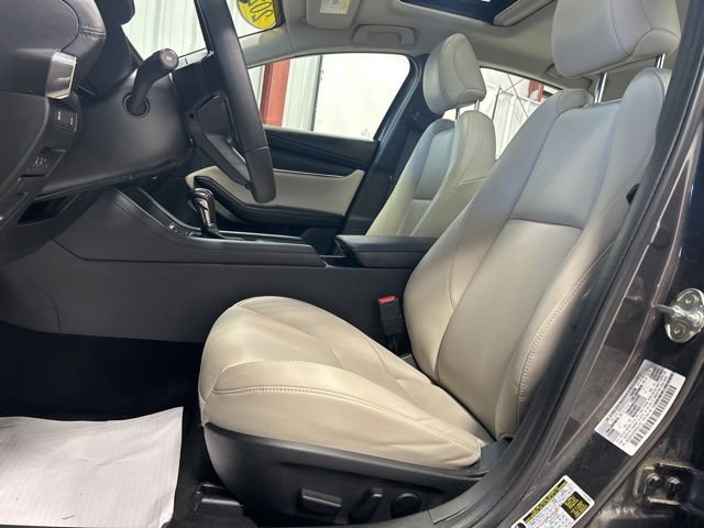 Used 2023 MAZDA MAZDA3 s image 10