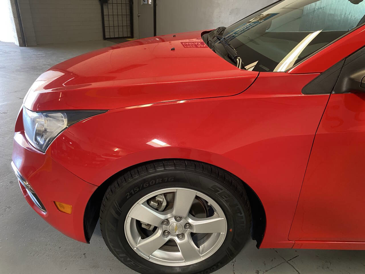 Used 2016 Chevrolet Cruze LT w/ Technology Package image 12