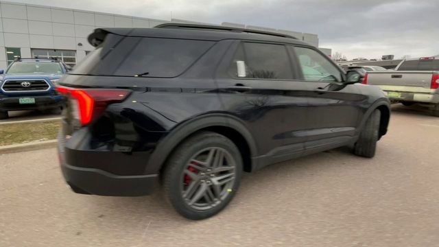 New 2026 Ford Explorer ST w/ Sun And Sound Package image 2