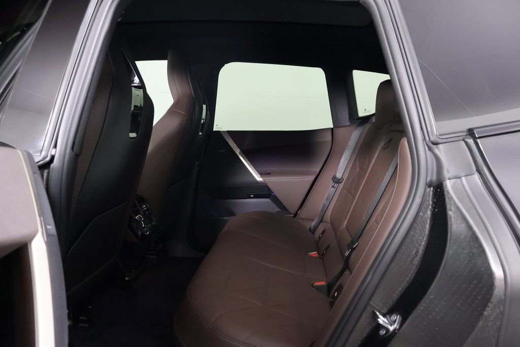 Used 2024 BMW iX xDrive50 w/ Sport Package image 11